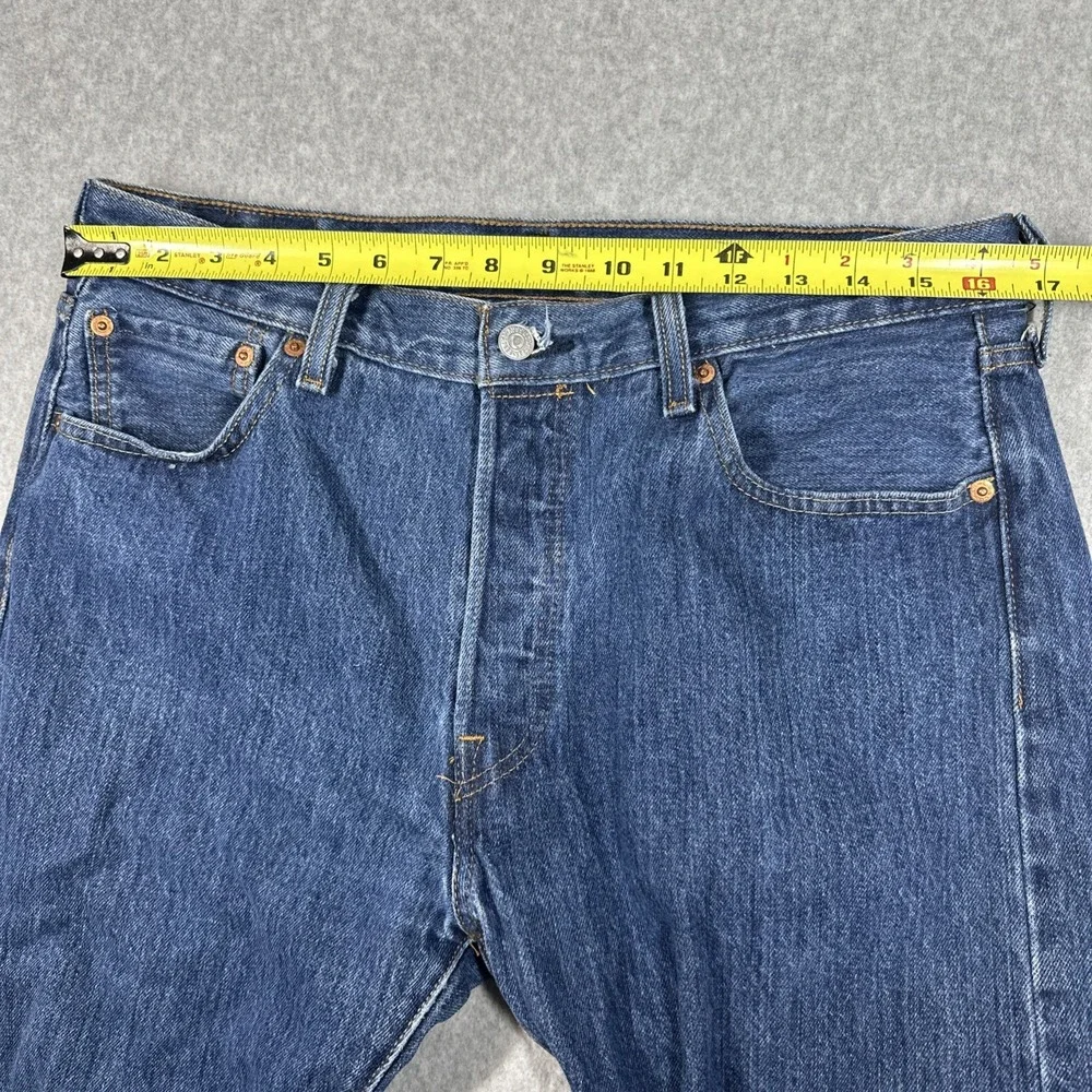 Levis 501 Jeans Men's 34x34 Blue Button Fly Denim Original Straight Medium Wash